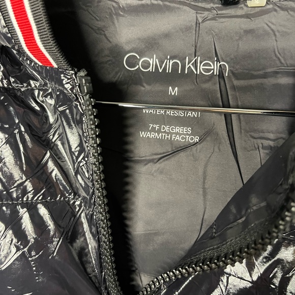 Calvin Klein Black Bubble Jacket medium - Picture 2 of 4